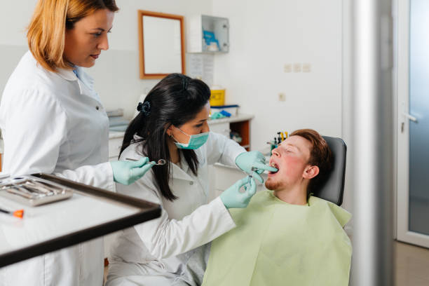 Best Broken or Cracked Tooth Emergency Dentist in Carney, MD